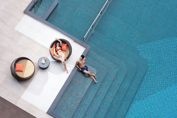 Pool 51 of 67