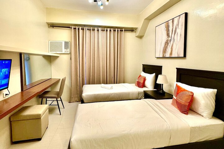 Room 14 of 24