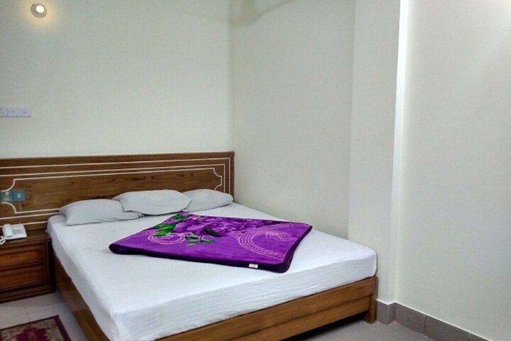 Room 14 of 39