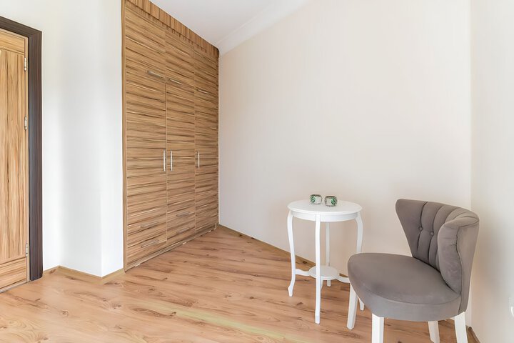 Room 15 of 40