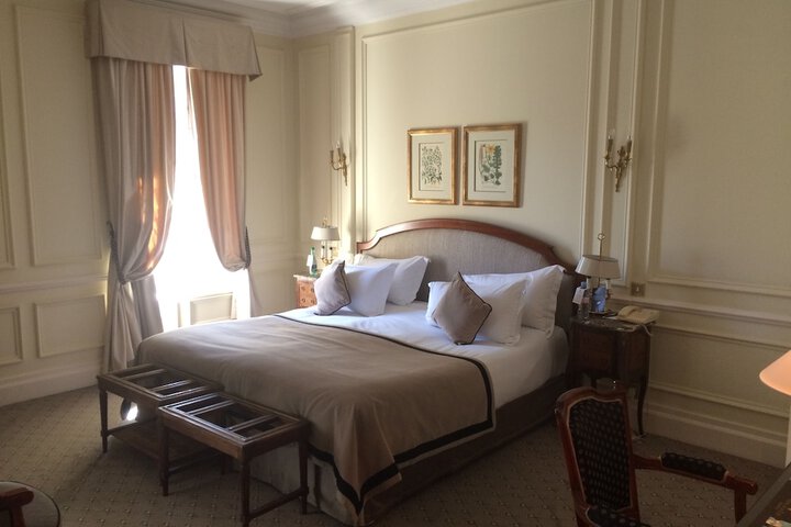 Room 27 of 181