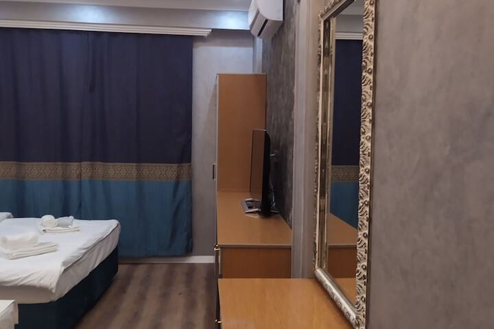 Room 46 of 111