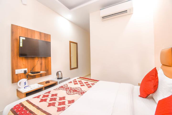 Room 17 of 29