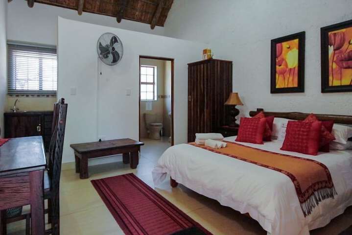 Room 9 of 27