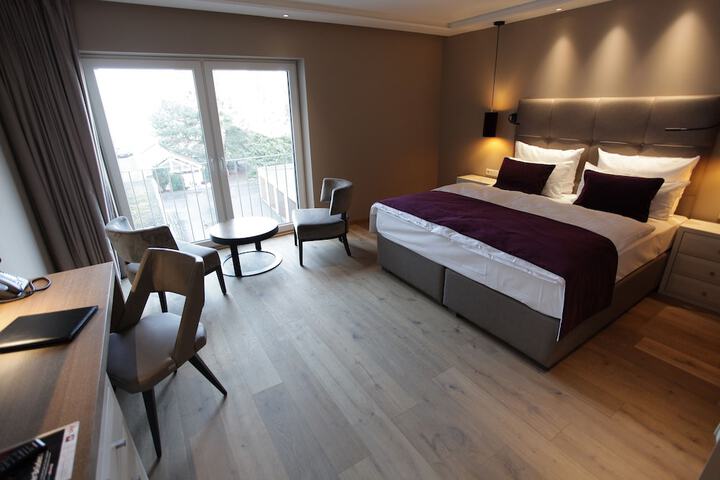 Room 13 of 51