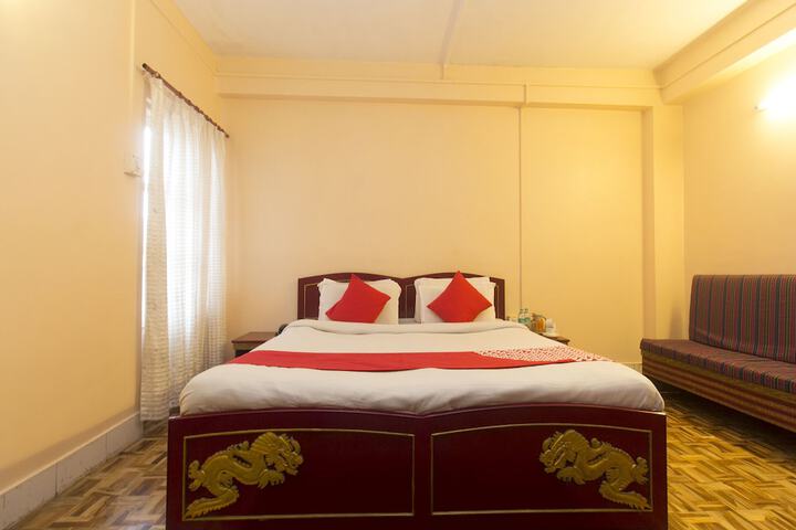 Room 10 of 20