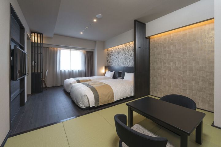 Room 12 of 45