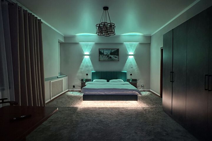 Room 15 of 25