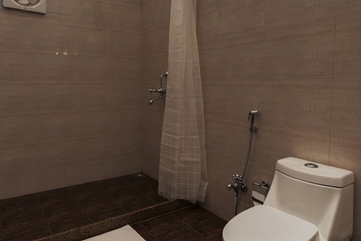 Room 21 of 51