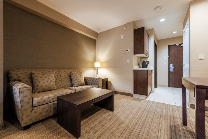 Room 18 of 58