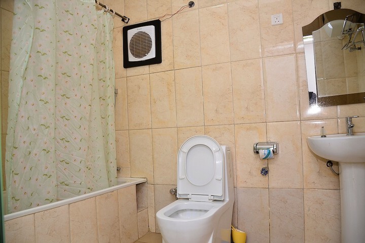 Room 19 of 30