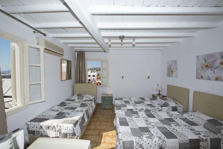 Room 4 of 36