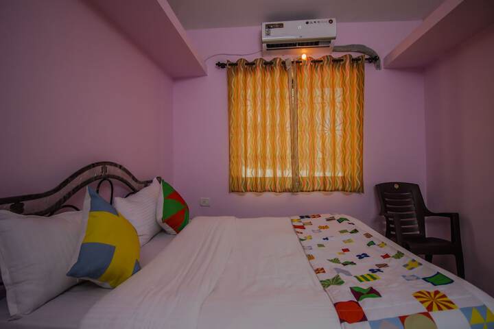 Room 10 of 17