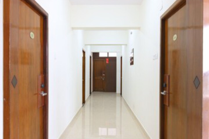 Ballroom/Hall 7 of 24