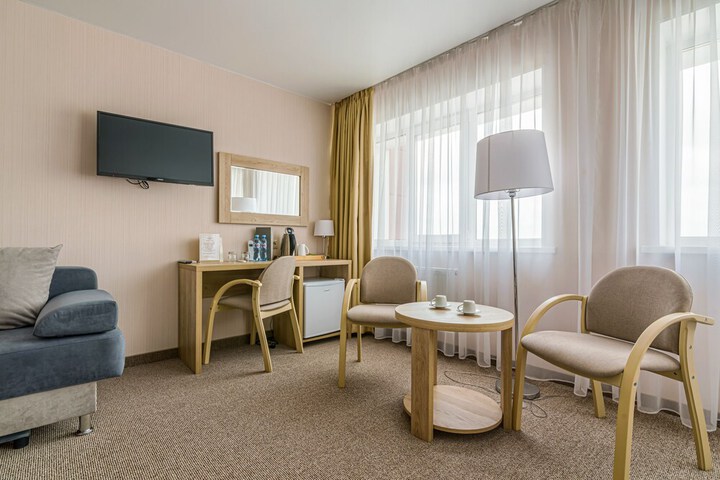 Room 11 of 47