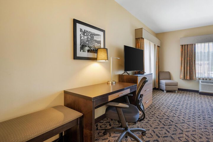 Room 15 of 30