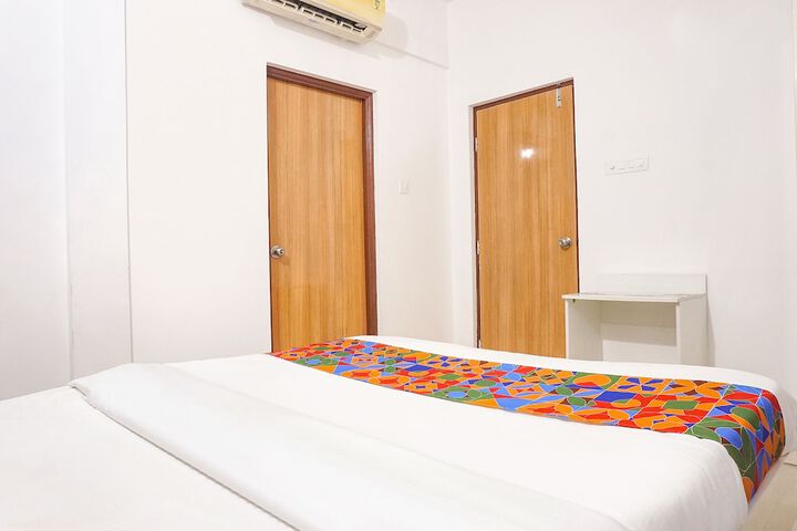 Room 19 of 39