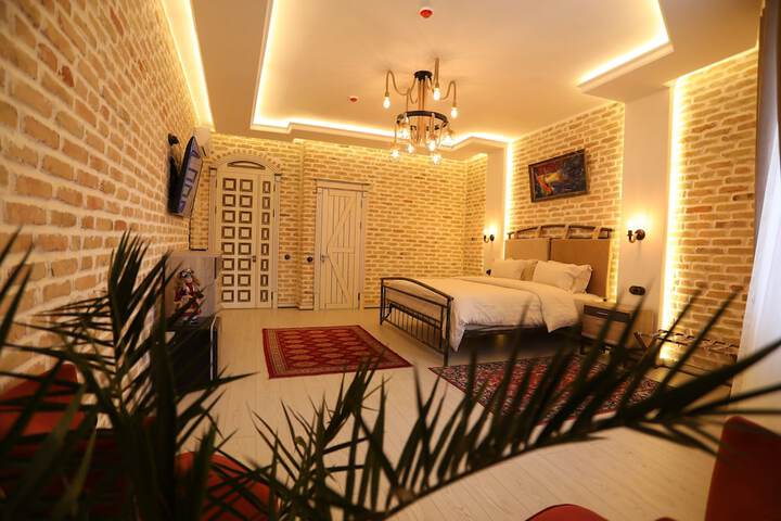 Room 17 of 41