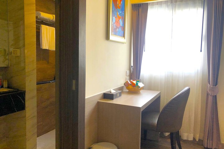 Room 47 of 150