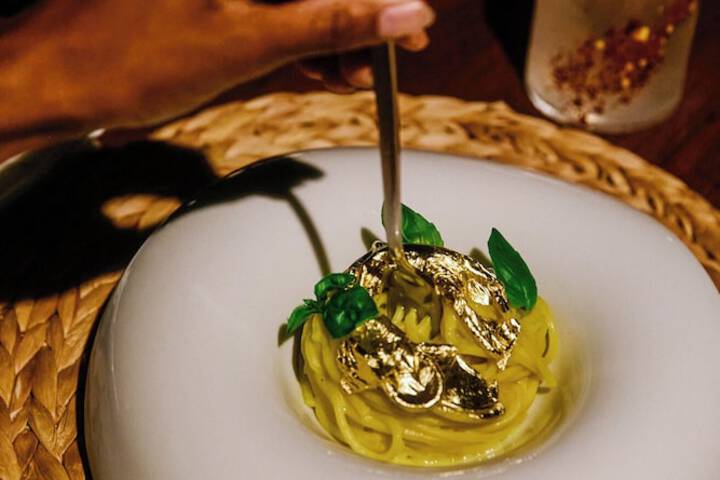 Dining 78 of 235