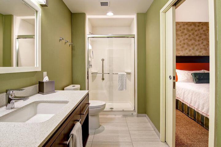 Bathroom shower