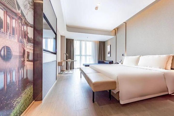 Atour Hotel Foshan Shunde Meidi Yueran Square
