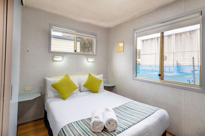 Room 325 of 611