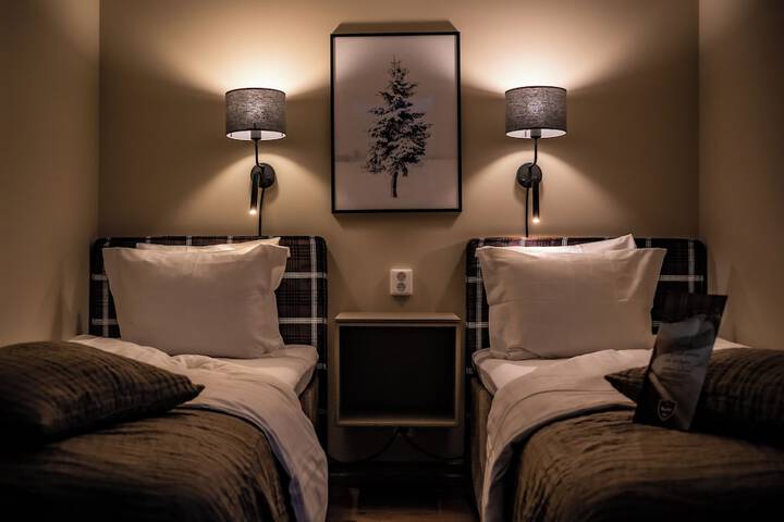 Room 62 of 105