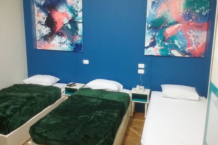 Room 6 of 88