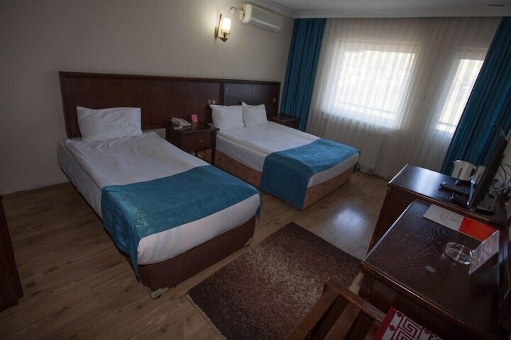 Room 15 of 31