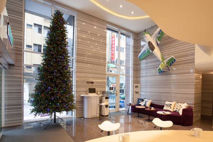 Hotel Interior 11 of 82