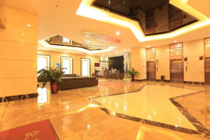 Hotel Interior 6 of 20