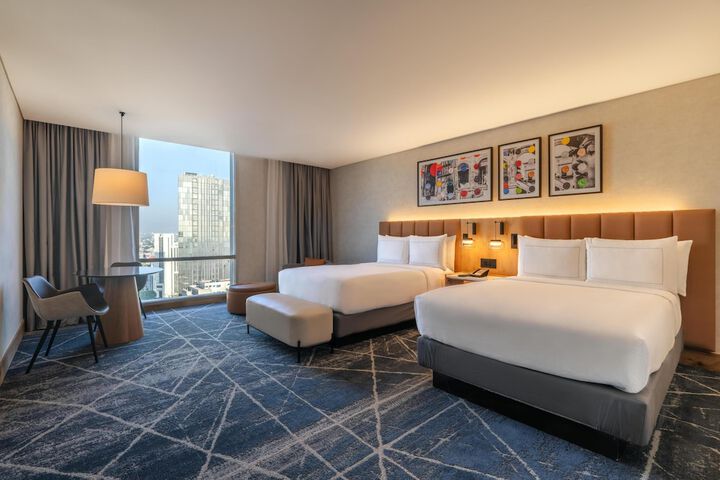 Room 29 of 170