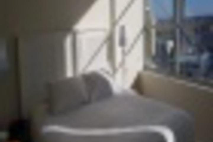 Room 39 of 239