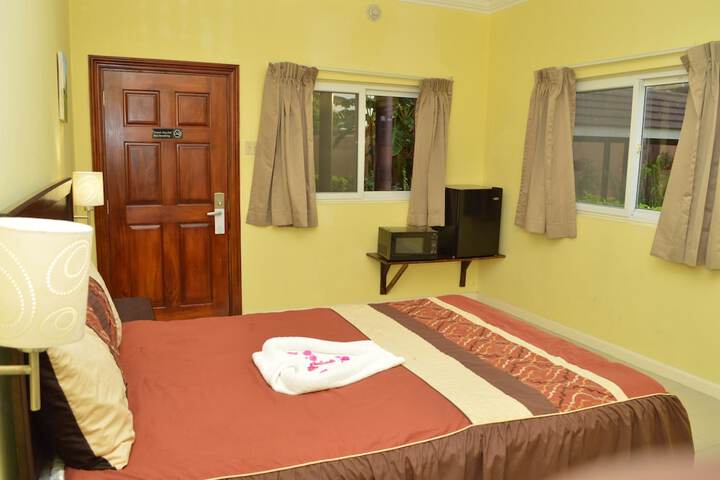 Room 12 of 52