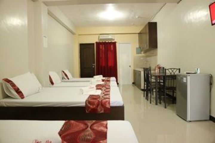 Room 18 of 25