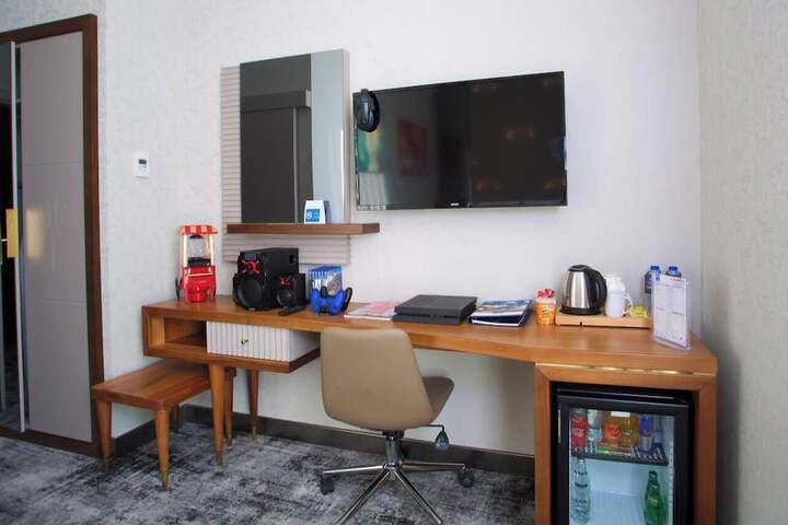Room 49 of 69