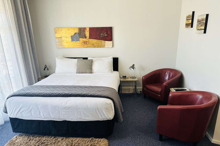 Room 9 of 67