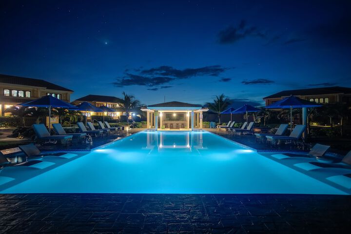 Pool 229 of 328
