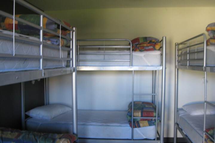 Room 3 of 39