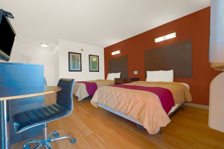 Room 16 of 30