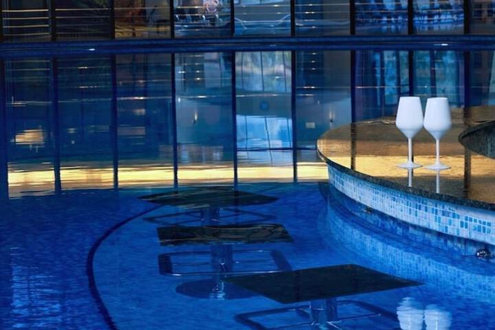 Hotel with Pool
