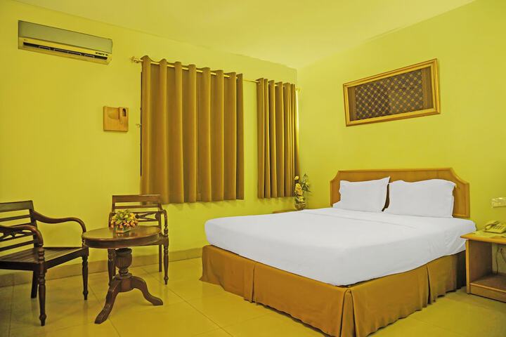 Collection O 92690 Hotel Limas