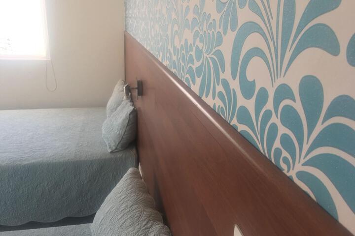 Room 4 of 14