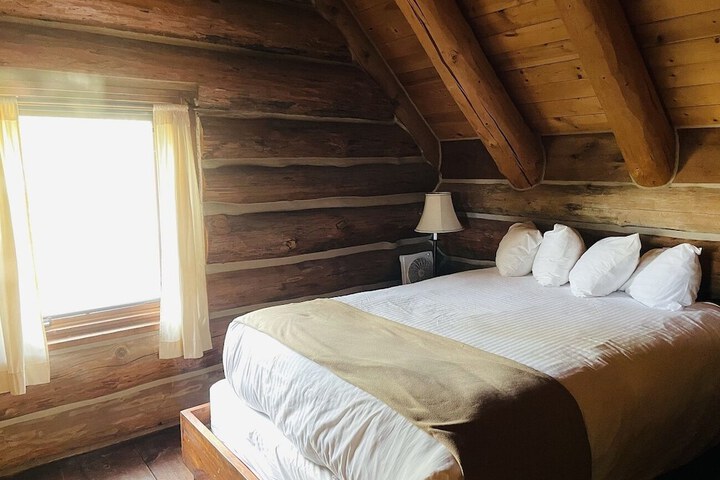 Room 32 of 131