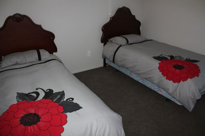 Room 12 of 18