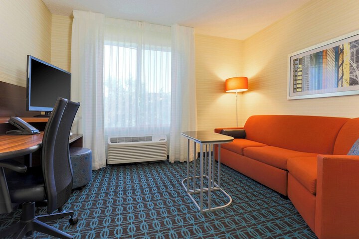 Room 12 of 29