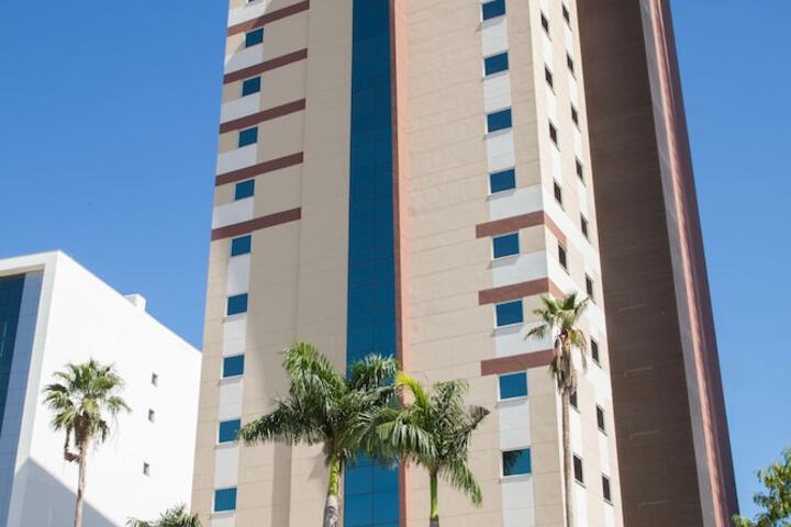 Image of Delmond Hotel