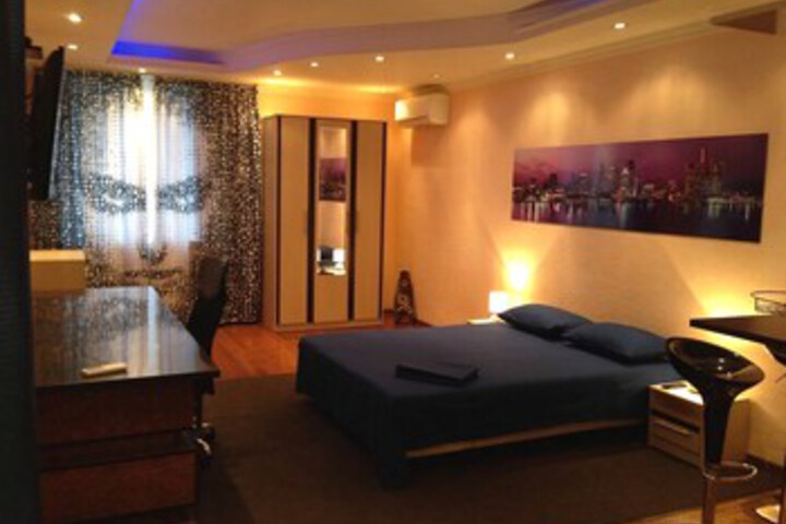 Room 52 of 92