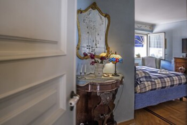 Room 18 of 20